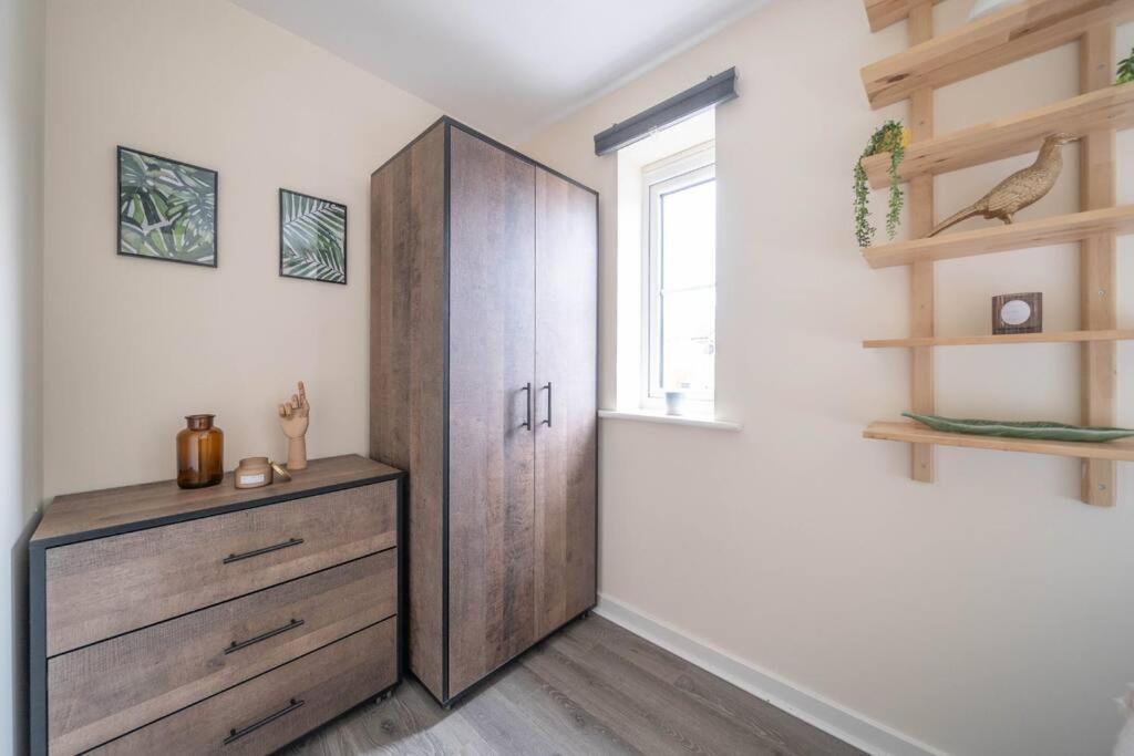 Апартаменти Good For Company Let 2-Bed In Coventry 2X Parking Екстер'єр фото
